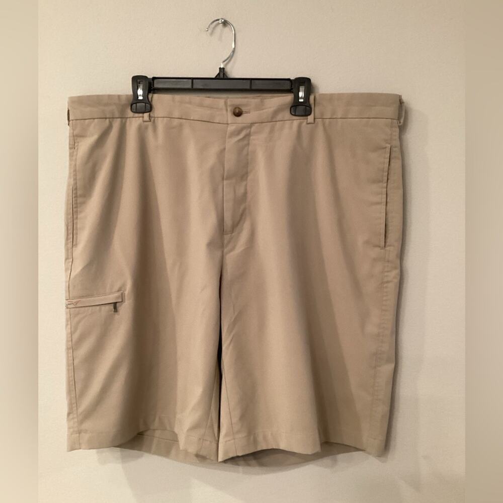 Greg Norman Tan Everbest Golf Shorts Men’s Size 42 NWOT.